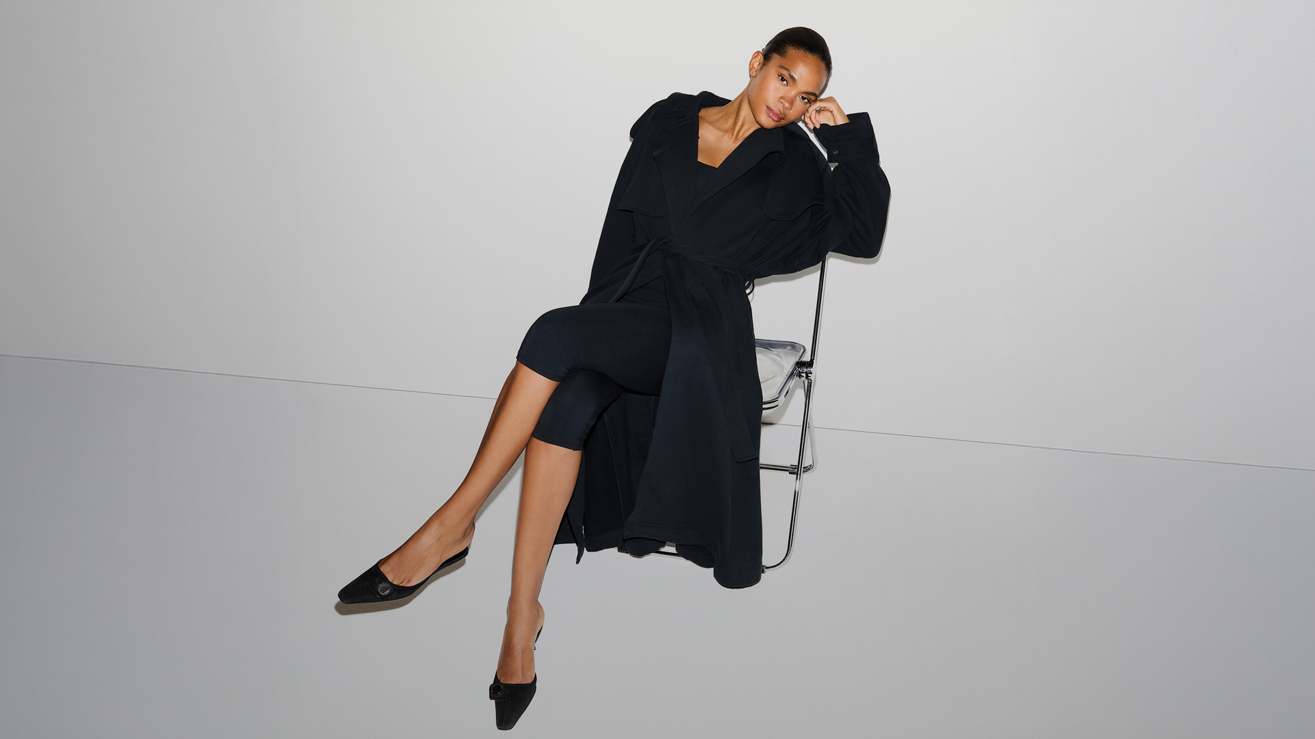 COMING SOON: 
FALL WARDROBE
DROPS THURS, SEPT 4TH AT 6PM CET